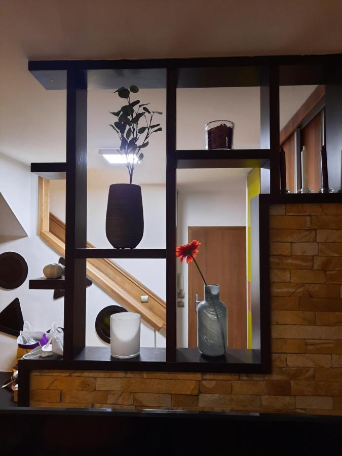 סופרון Enjoy 110Qm Apartment Im Historischen Zentrum מראה חיצוני תמונה